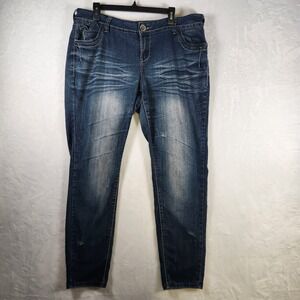 Almost Famous‎ Women's Jeans Size 16 Blue Skinny Distressed Whiskered Stretch